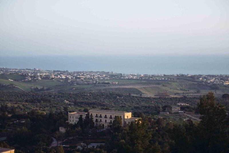 B&B Triskeles Αγκριτζέντο Εξωτερικό φωτογραφία